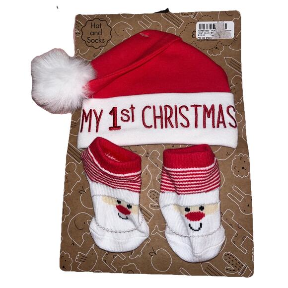 NWT BABY ESSENTIALS MY FIRST CHRISTMAS SANTA HAT AND SOCKS 0-6 Month Santa Xmas - Picture 1 of 5